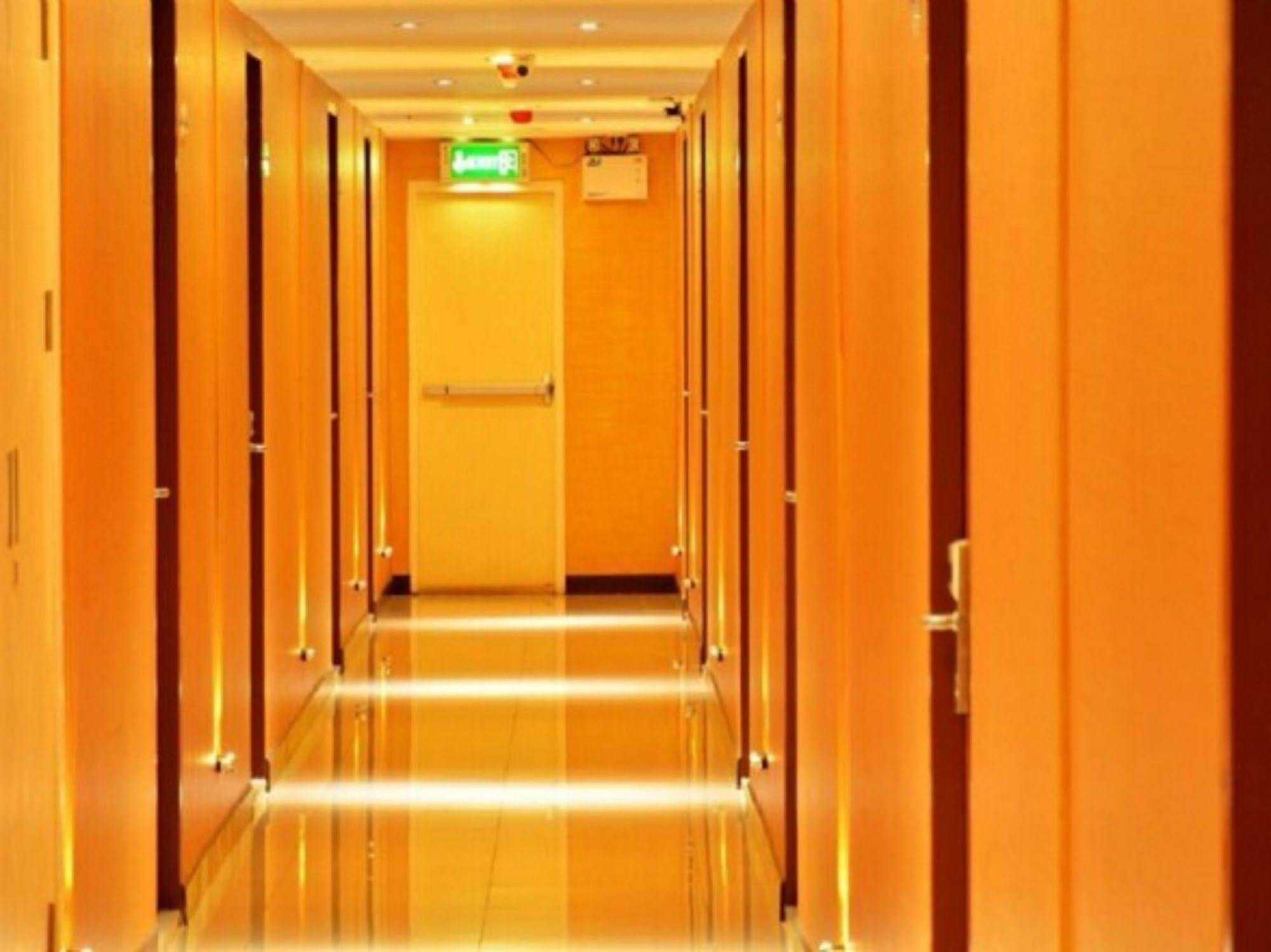 Oyo 460 Int Place Bangkok Exteriér fotografie